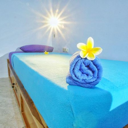 Sentul Hostel Kuta  Kültér fotó