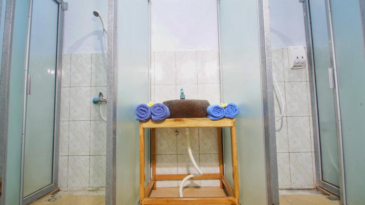Sentul Hostel Kuta  Kültér fotó