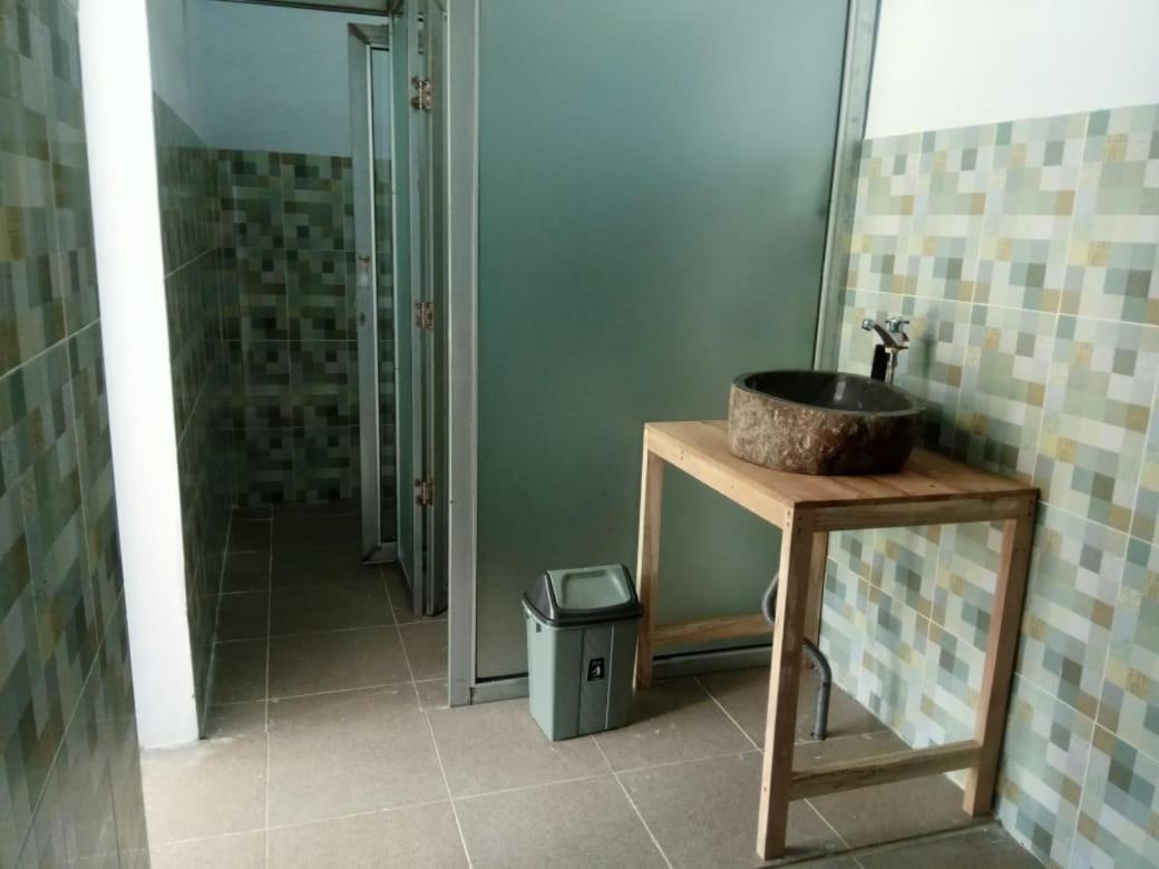 Sentul Hostel Kuta  Kültér fotó