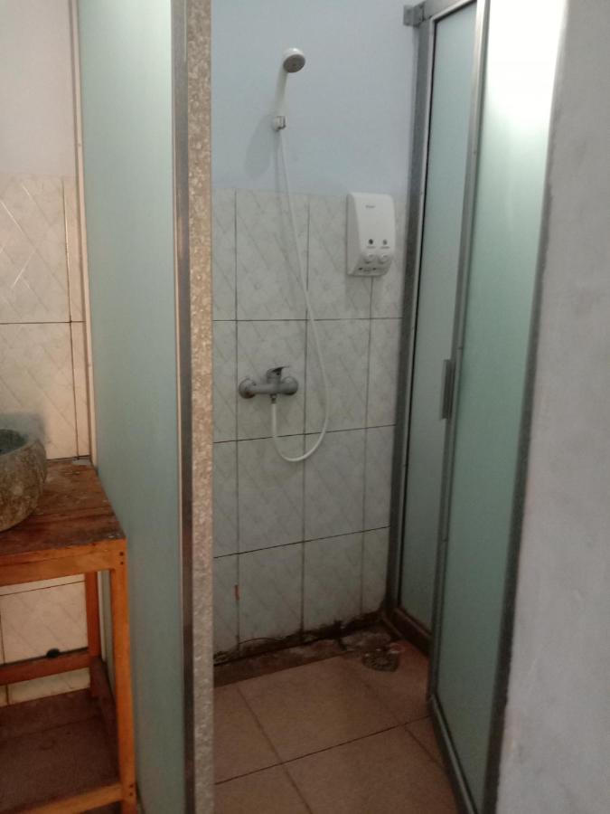 Sentul Hostel Kuta  Kültér fotó